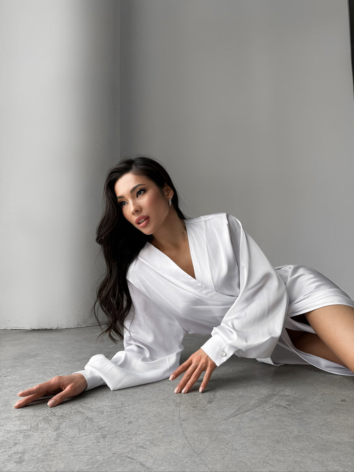 Silky Robe with Cuffs in Floor Length - Okiya Studio
