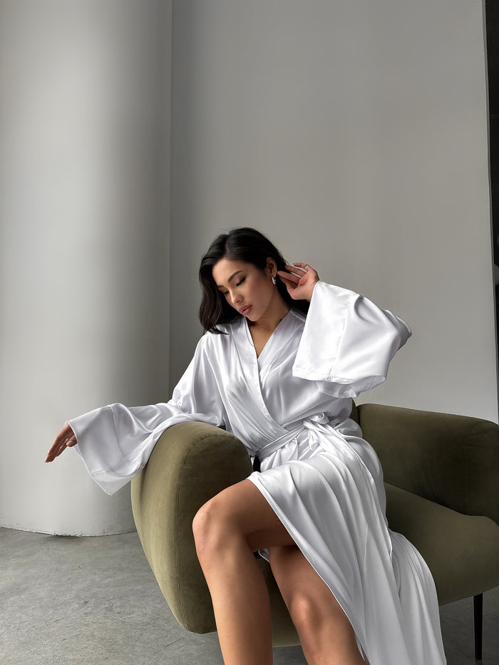 Silk Long Robe with Straight Sleeves - Okiya Studio