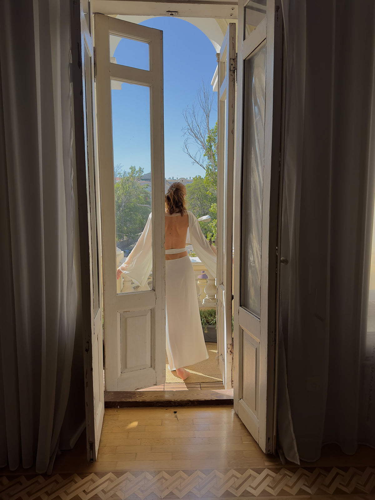 Silky Long Robe with Open Back - Okiya Studio