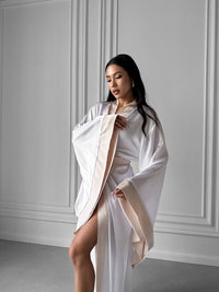Experience the grace of bridal mornings with our Wedding Silk Robes. Perfect for brides and bridesmaids, these robes infuse an air of sophistication into every moment. Okiya Studio