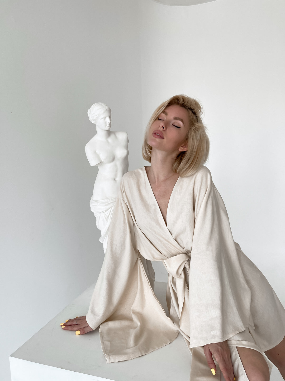 Kimono Sleeves Linen Robe-Robes-Okiya Studio