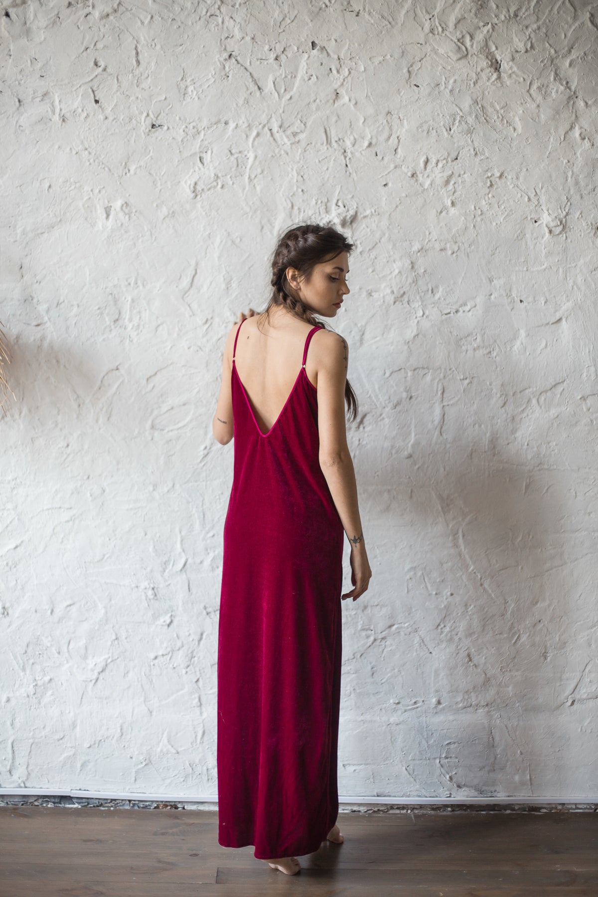 Velour Long Nightgown with Open Back-Nightgowns-Okiya Studio